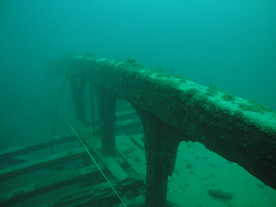 Arch structures from a shipwreck